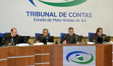 Sessão julga 45 processos nesta terça-feira