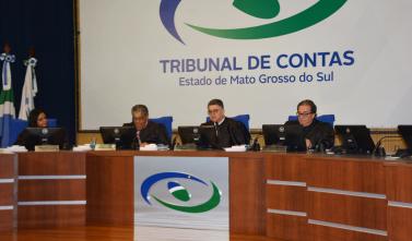 Contas públicas têm parecer favorável em sessão nesta terça-feira