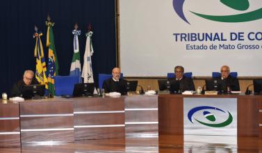 Julgados 45 processos em sessão